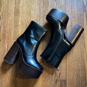 Jeffrey Campbell Mexique platform boot